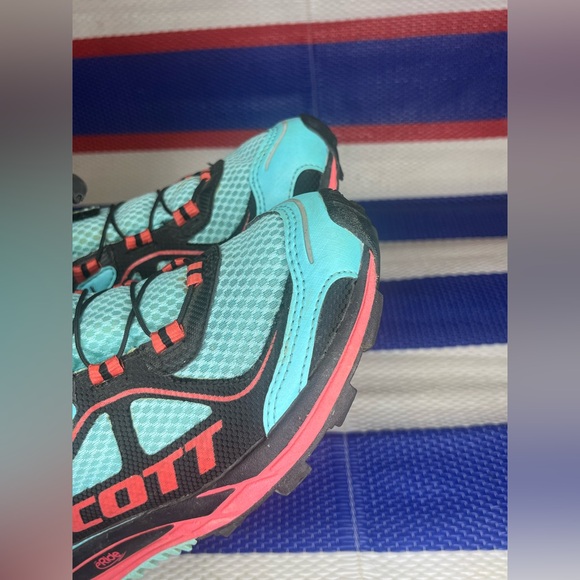 ✨🥳 Scott eRide Nakoa Trail GTX - Mount to Coast T1 Trail Running Shoes Size 7.5 - Picture 8 of 16